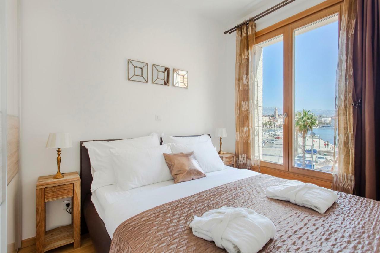 New Luxury Apartment Nives On Seaside Split Exteriör bild