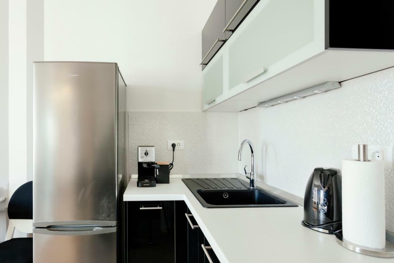 New Luxury Apartment Nives On Seaside Split Exteriör bild