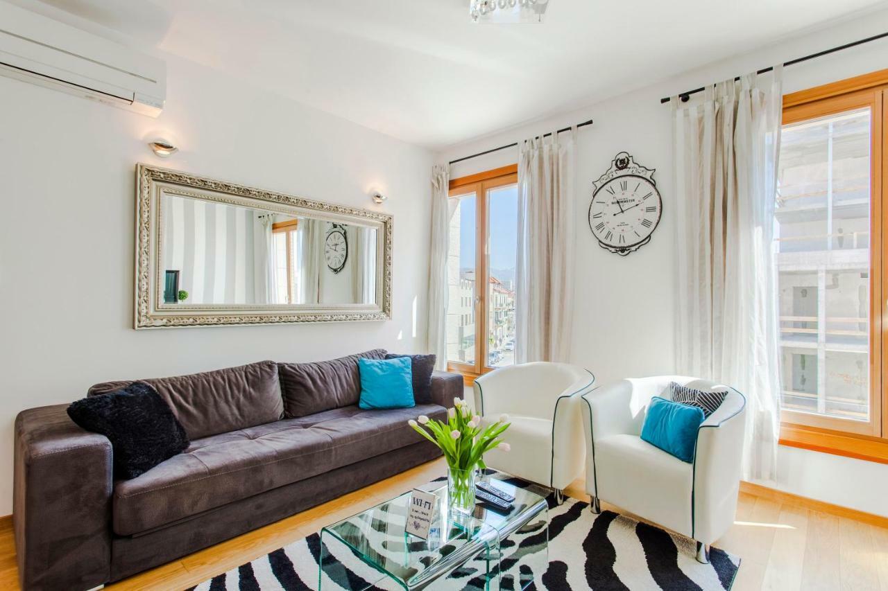New Luxury Apartment Nives On Seaside Split Exteriör bild