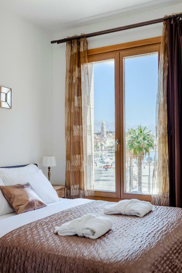 New Luxury Apartment Nives On Seaside Split Exteriör bild