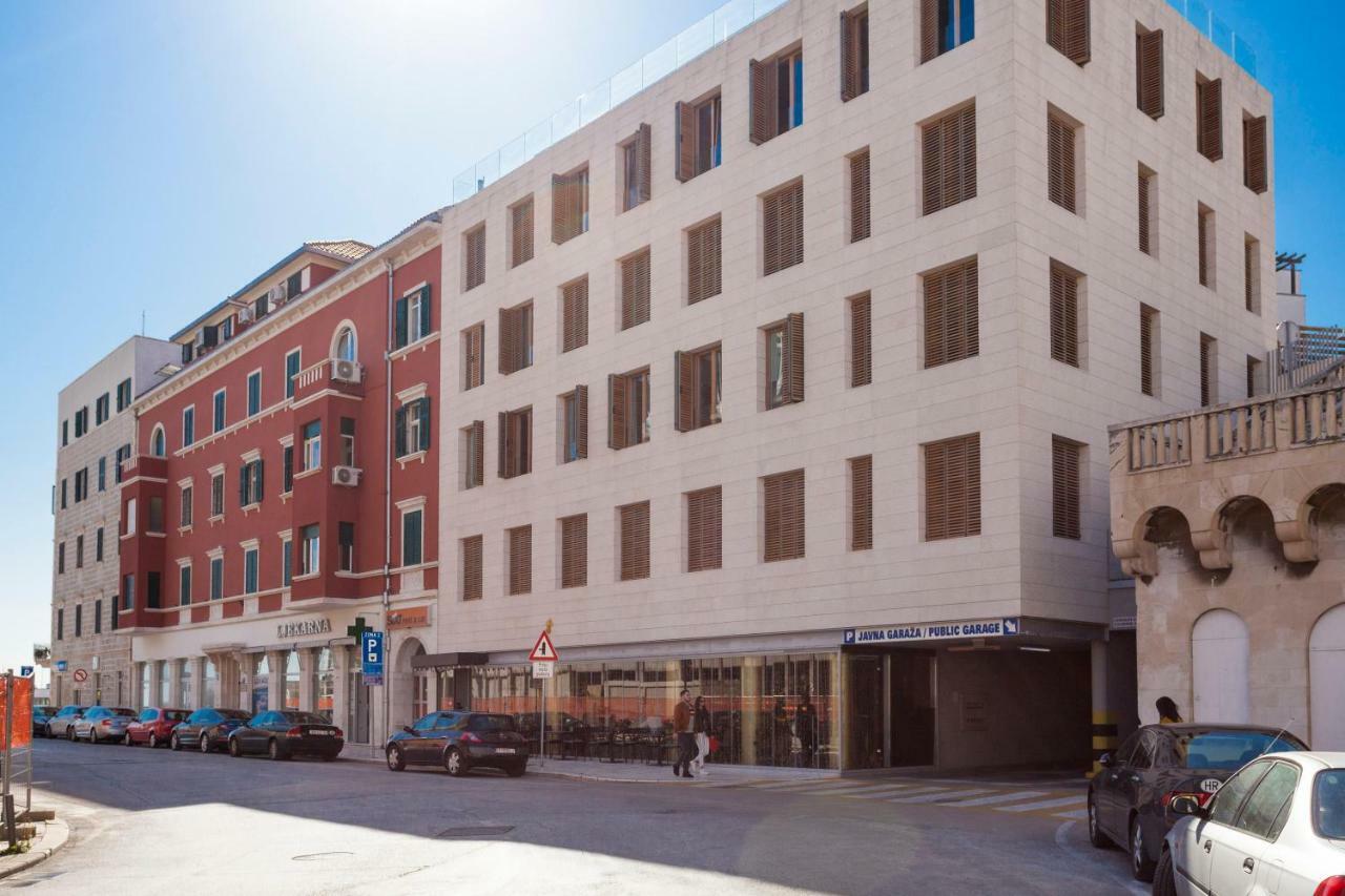 New Luxury Apartment Nives On Seaside Split Exteriör bild