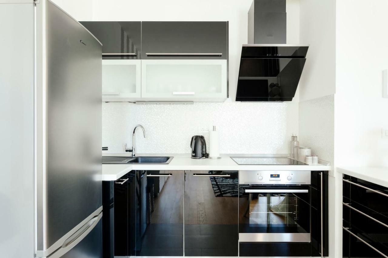 New Luxury Apartment Nives On Seaside Split Exteriör bild
