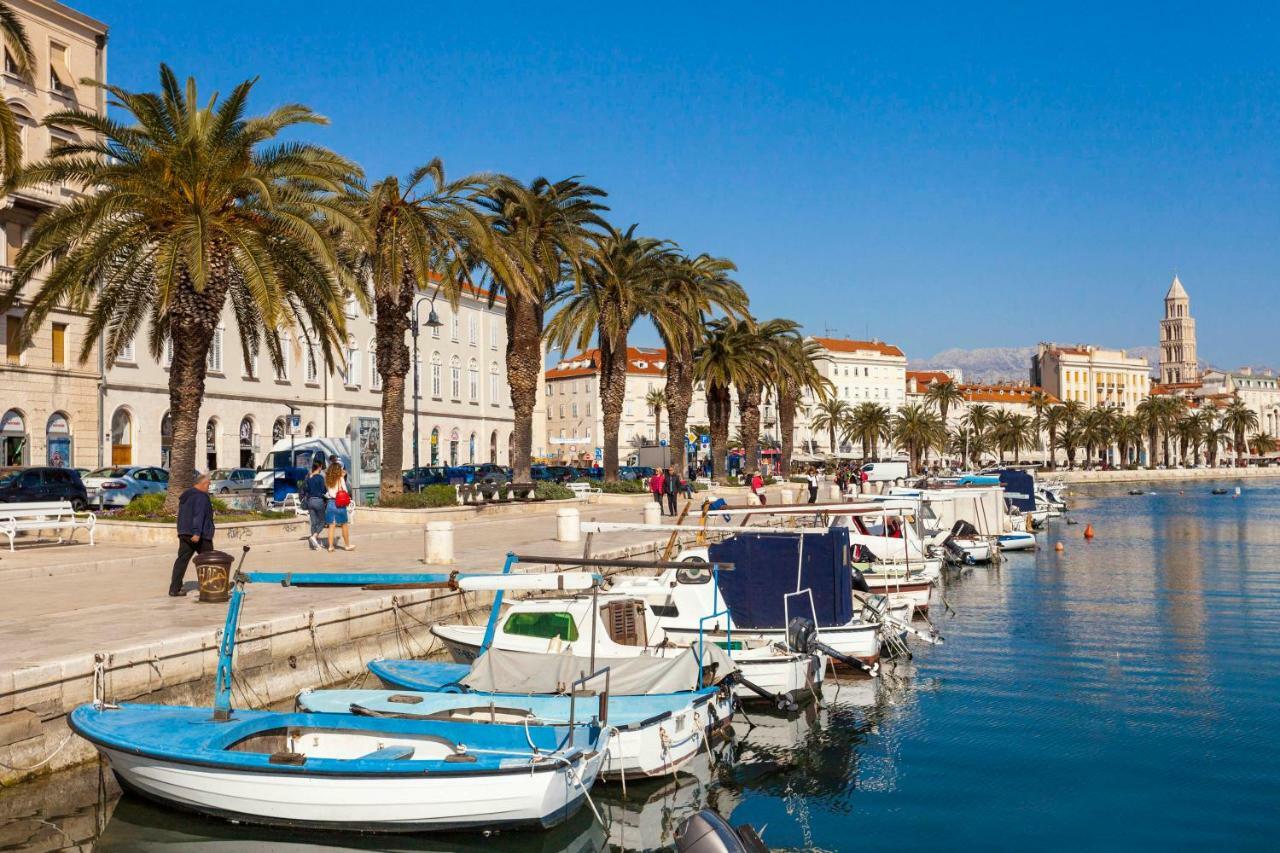 New Luxury Apartment Nives On Seaside Split Exteriör bild